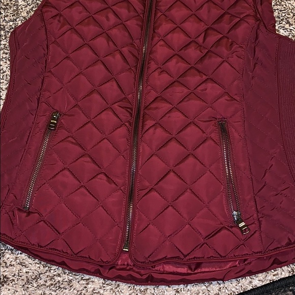 DRESSBARN Burgundy Vest. WORN TWICE!!! - Picture 4 of 5